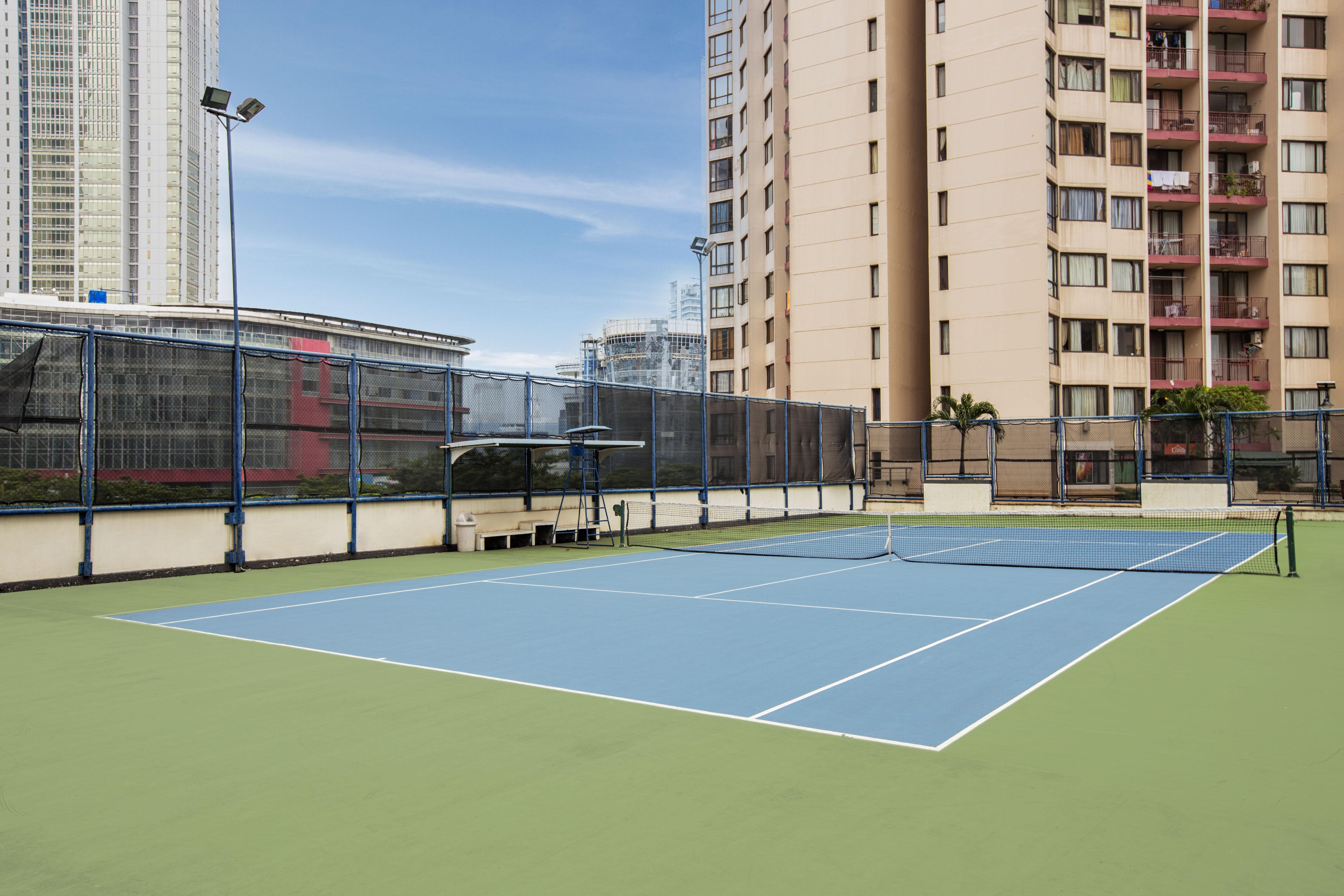 Horison Ultima Suite & Residences Rasuna Джакарта Екстериор снимка